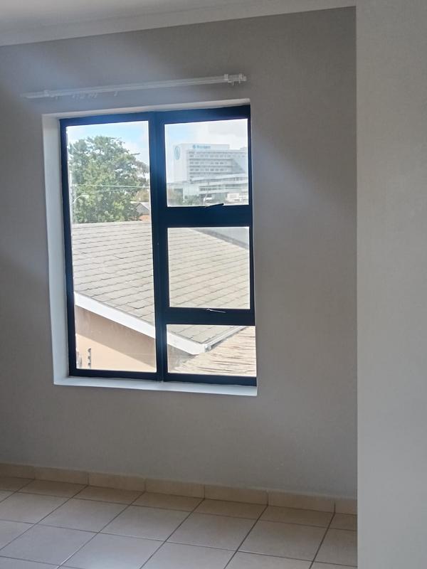 To Let 3 Bedroom Property for Rent in Bellville Western Cape